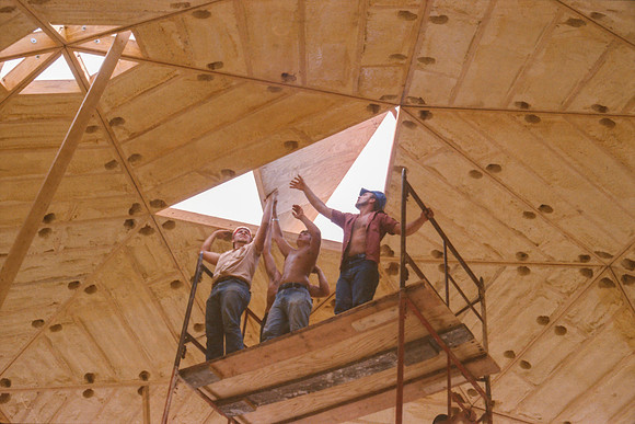 Final triangle being put in place 27' up